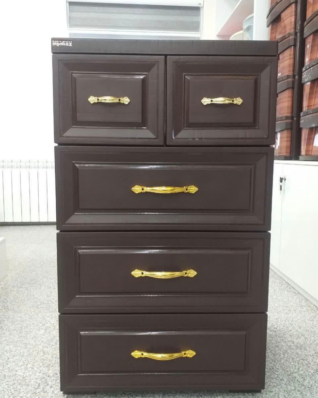 رنگ قهوه ای