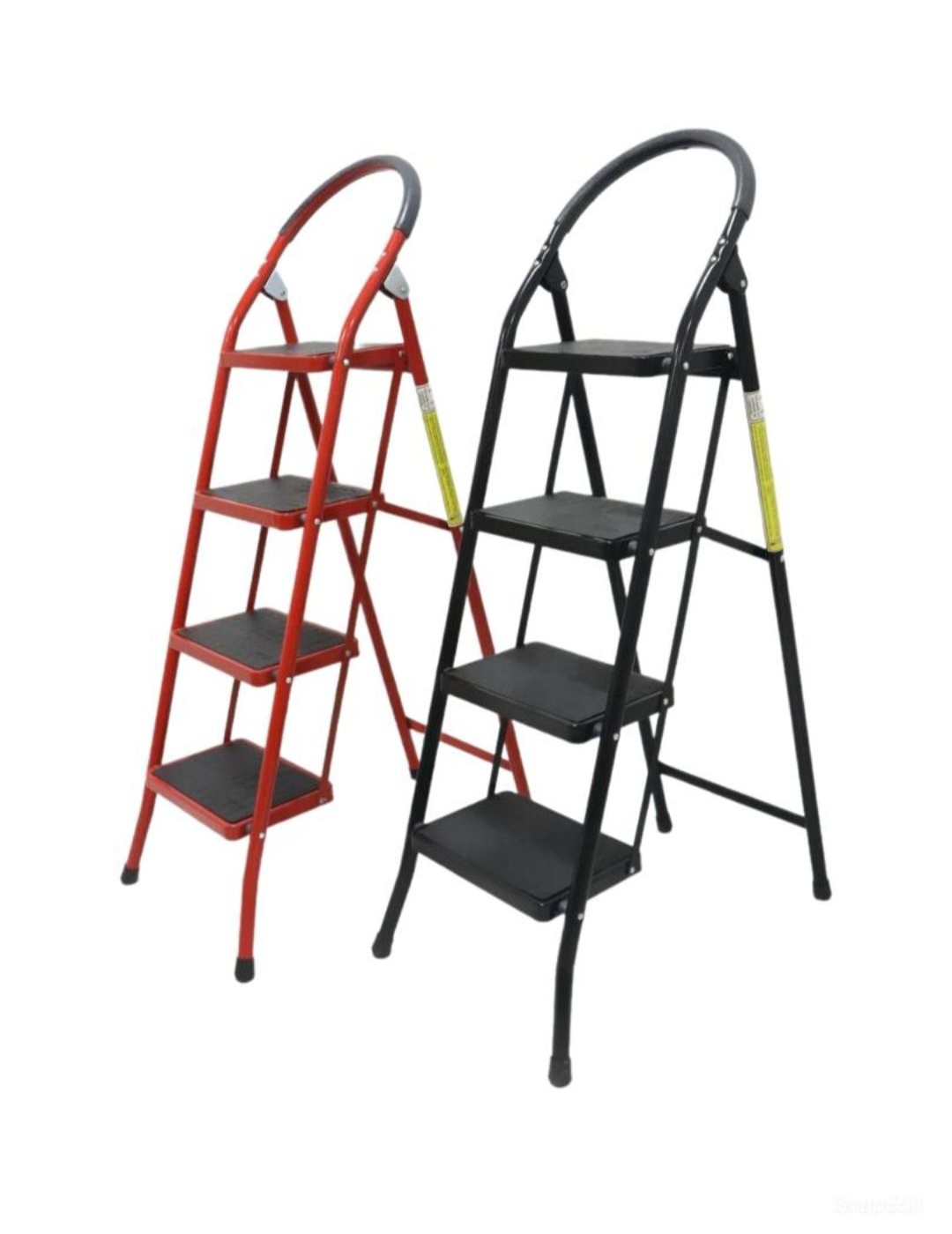 نردبان چهار پله برند مرتفع