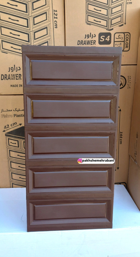 نمای پشت دراور پلاستیکی